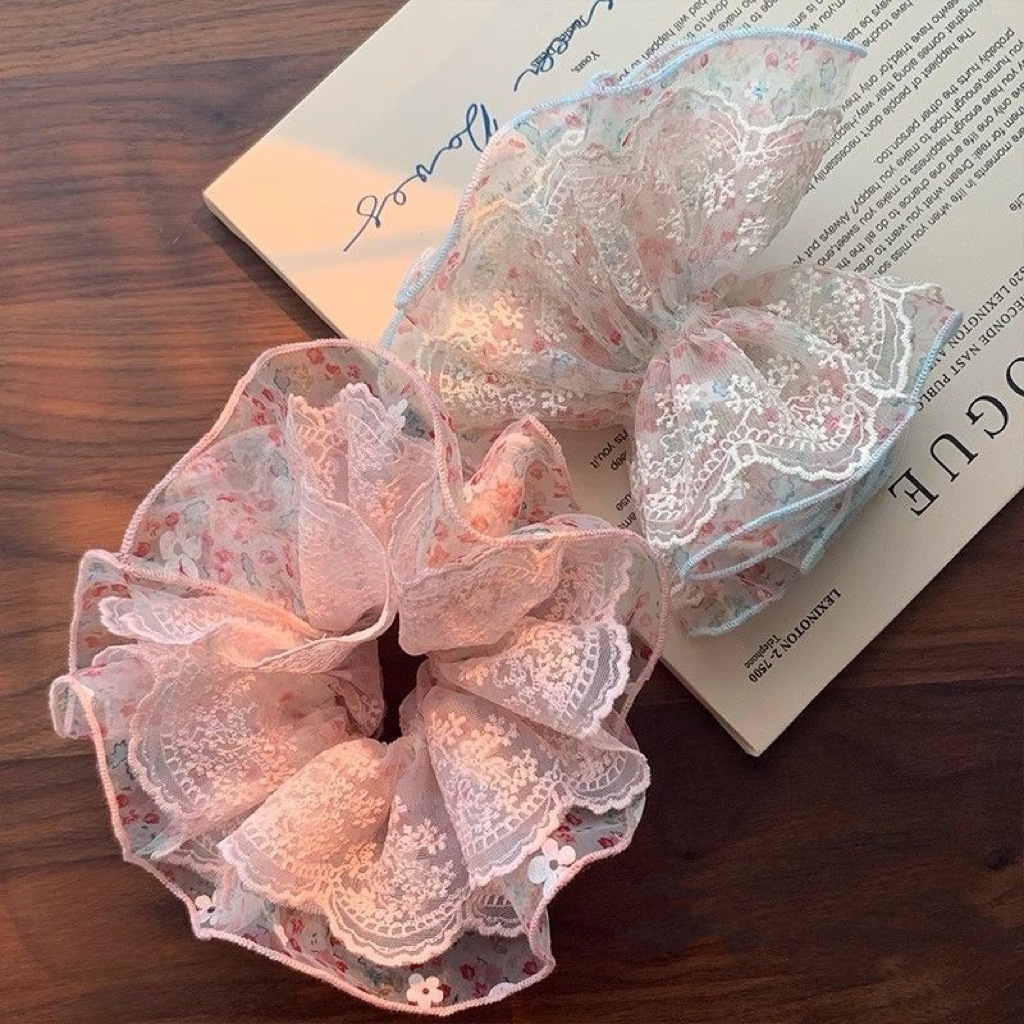 Women Accessories Shop Design - Pink and Green Floral Lace Trim