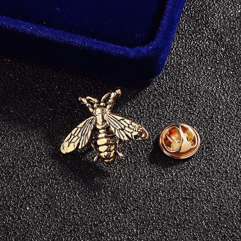 Women'S Accessories Trends 2026 - Vintage Bronze Color Little Bee Brooch