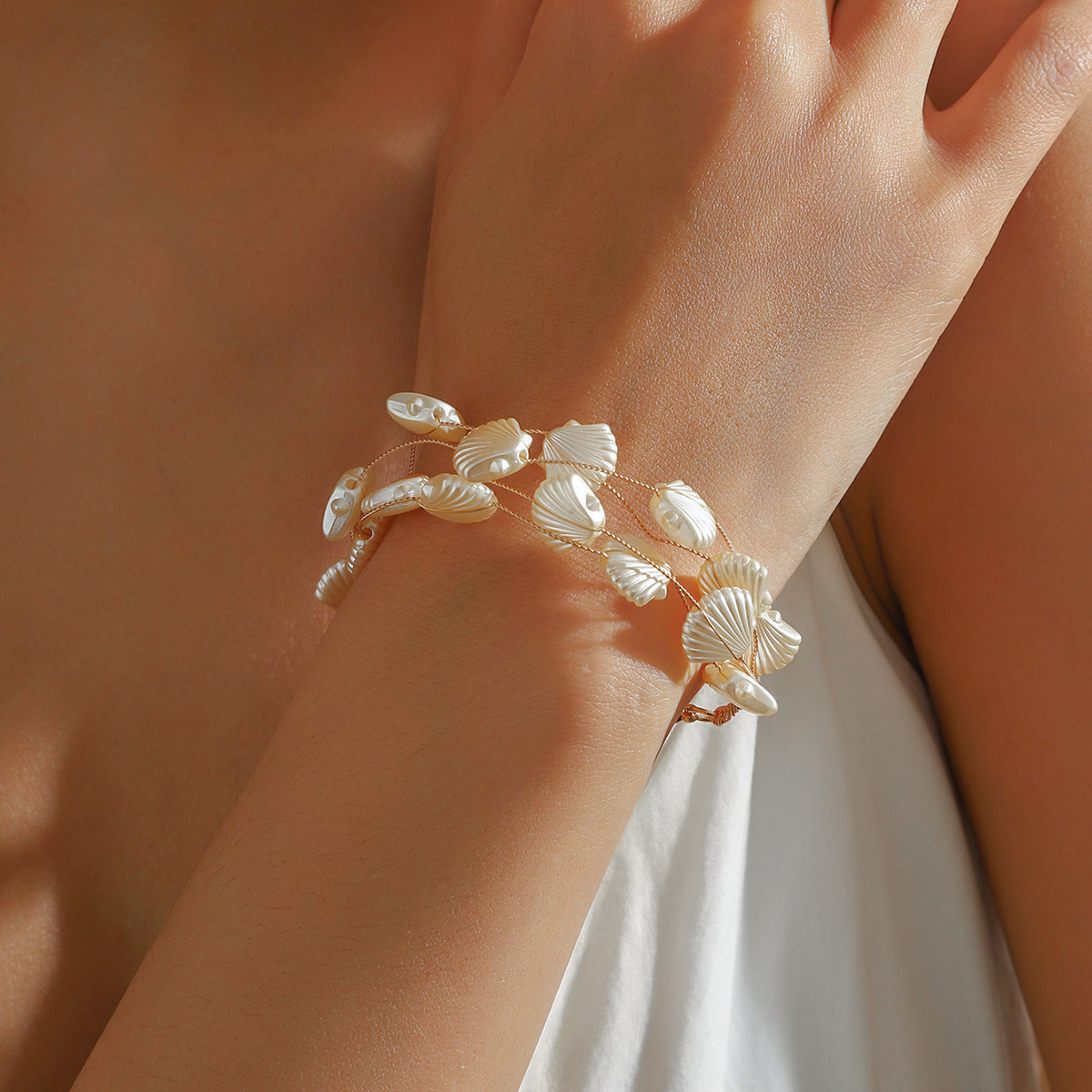 Women Accessories In Amazon - Accessories temperament Baroque imitation pearl bracelet