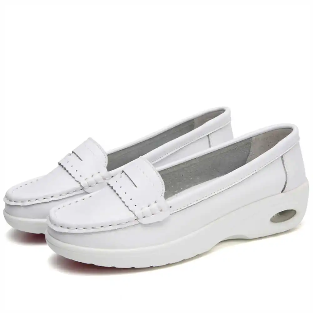 Thick Sole Slipon White Traine - Women Accessories Brand Name 评论和价格