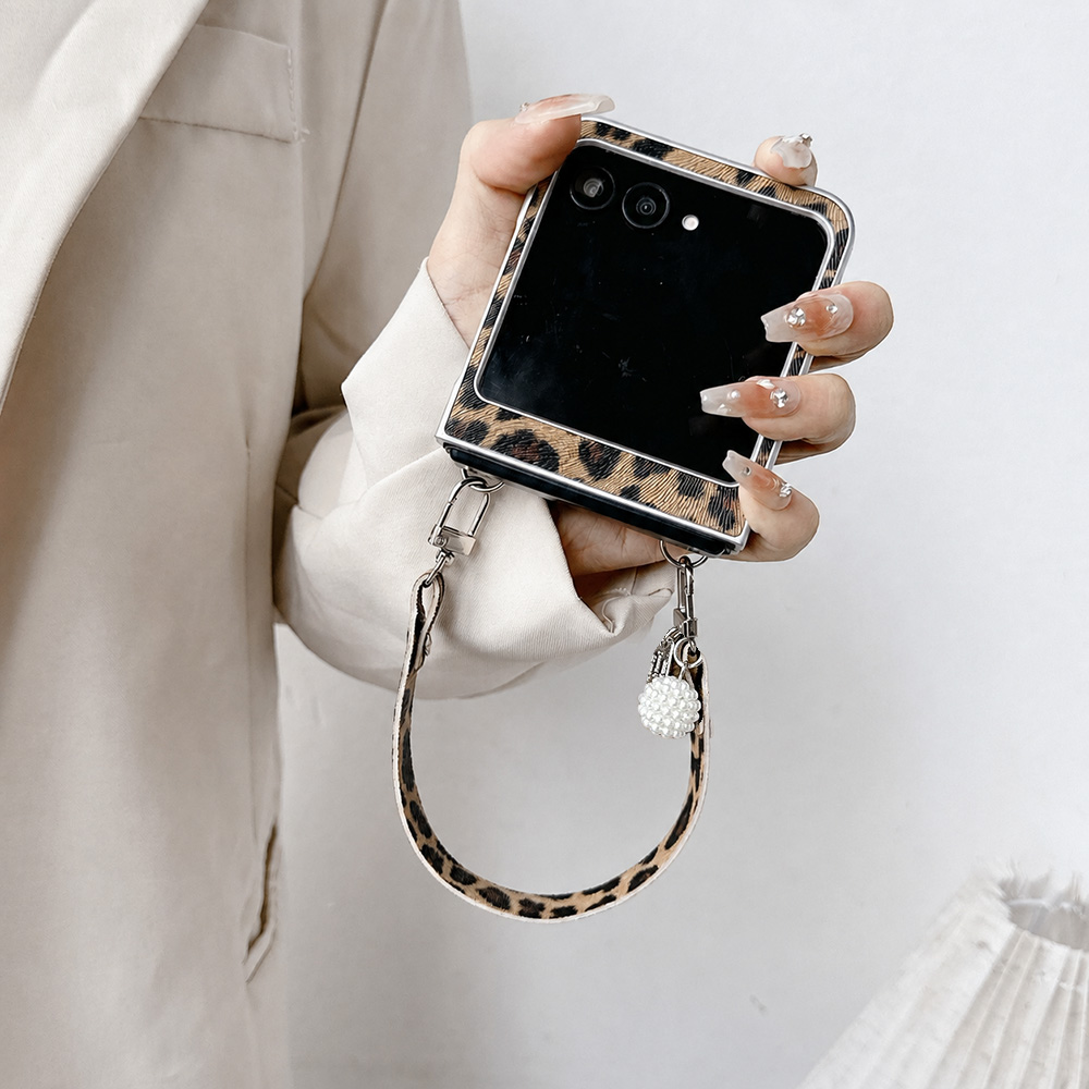 Leopard Print Folding Flip Pho - Women'S Accessories Designer 评论和价格