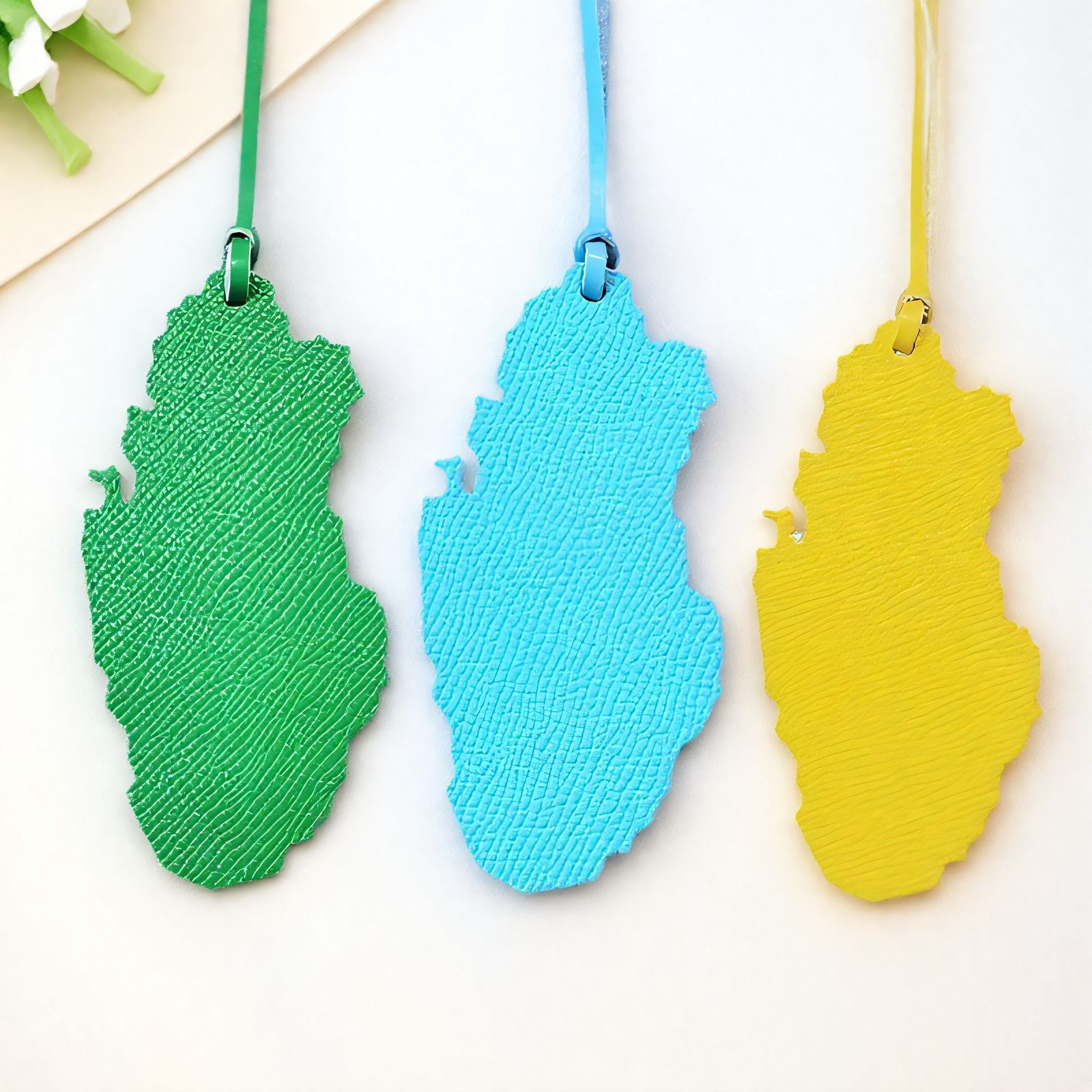 1pc Qatar Map Shaped PU Leathe - Women Accessories Qatar 评论和价格