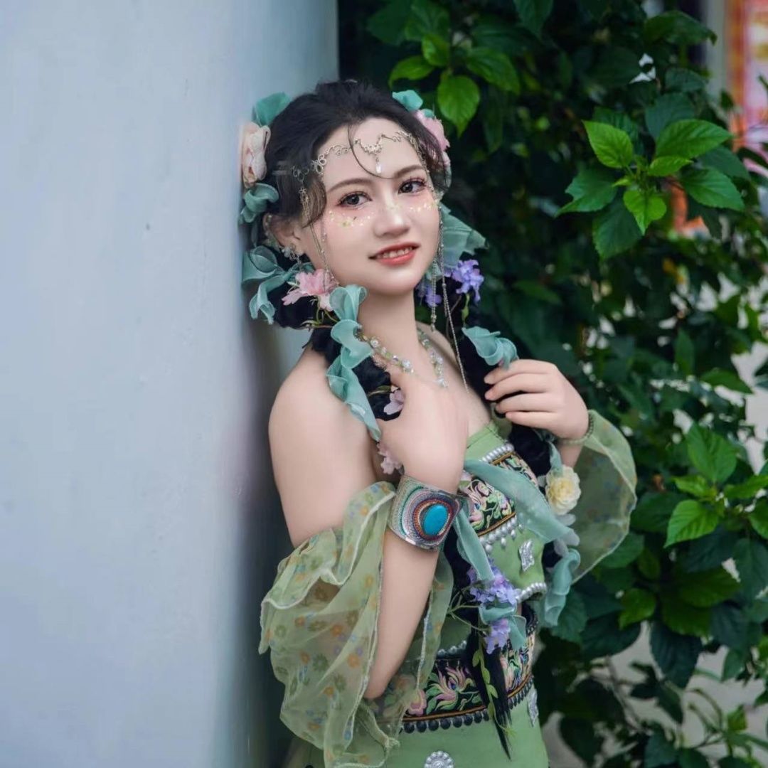 Handmade Intricately Carved Ne - Women Accessories Nepal 评论和价格