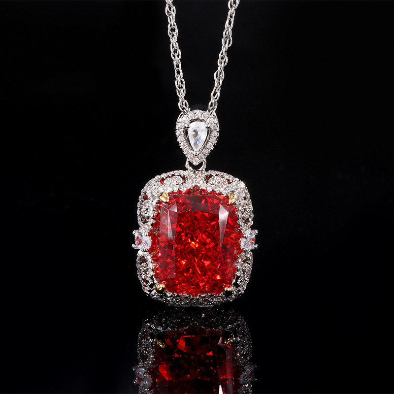 Ice Flowers Cut Pendant Neckla - Women'S Yellow Accessories 评论和价格