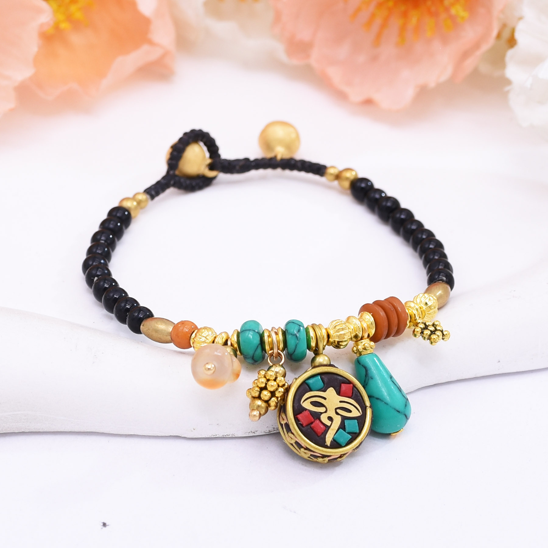 Retro Bohemian Tibetan Bracele - Women Accessories Nepal 评论和价格