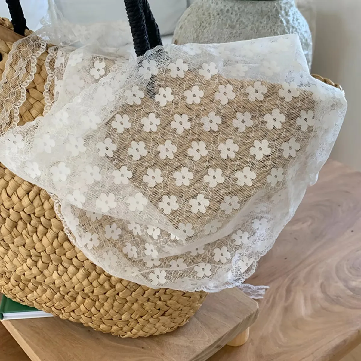 Elegant Lace Neck Scarf for Wo - Women Accessories Shop Design 评论和价格
